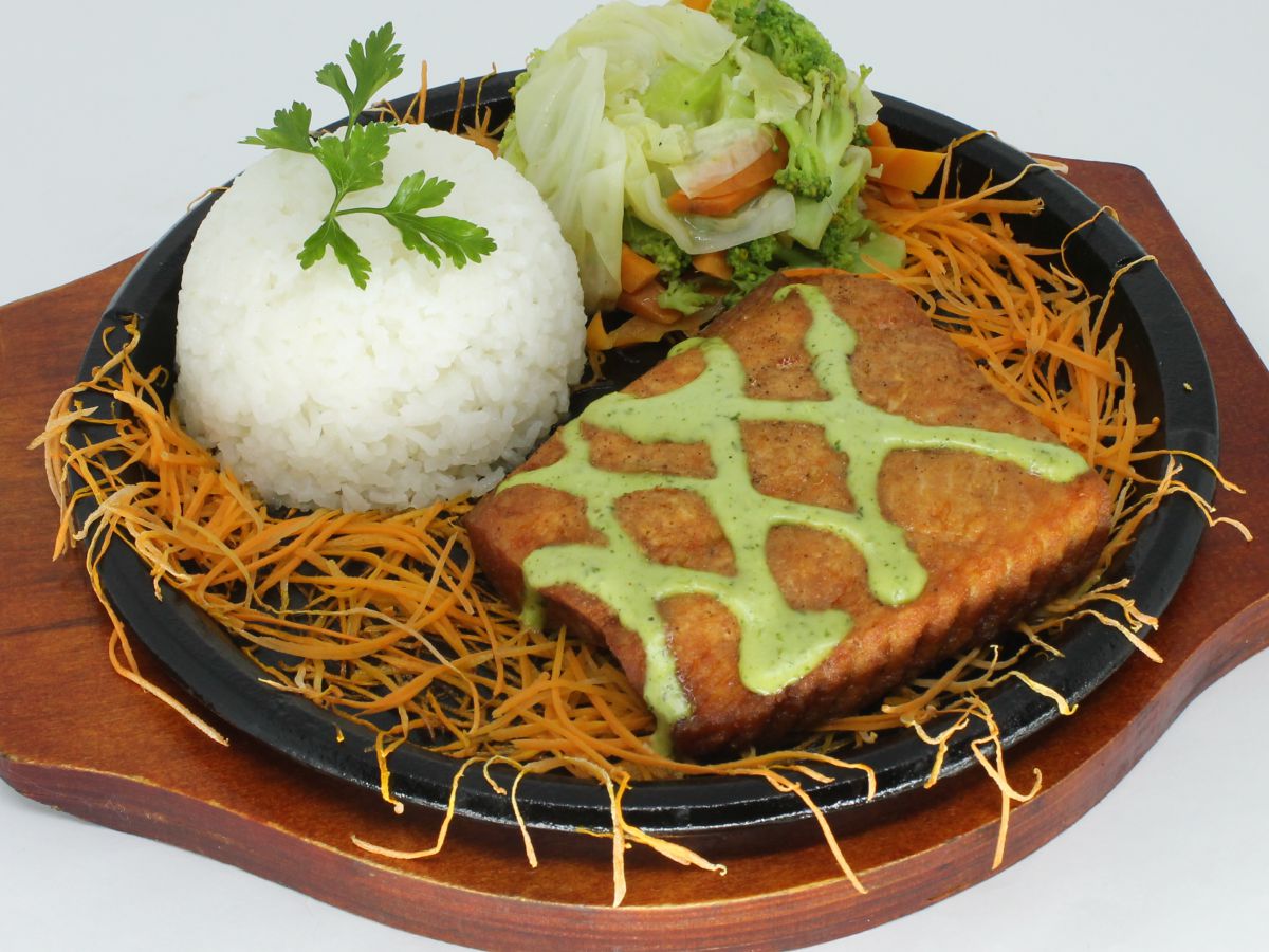 Fotos ilustrativas de prados do cardápio do Restaurante Shinrai Sushi - Combinado Salmão